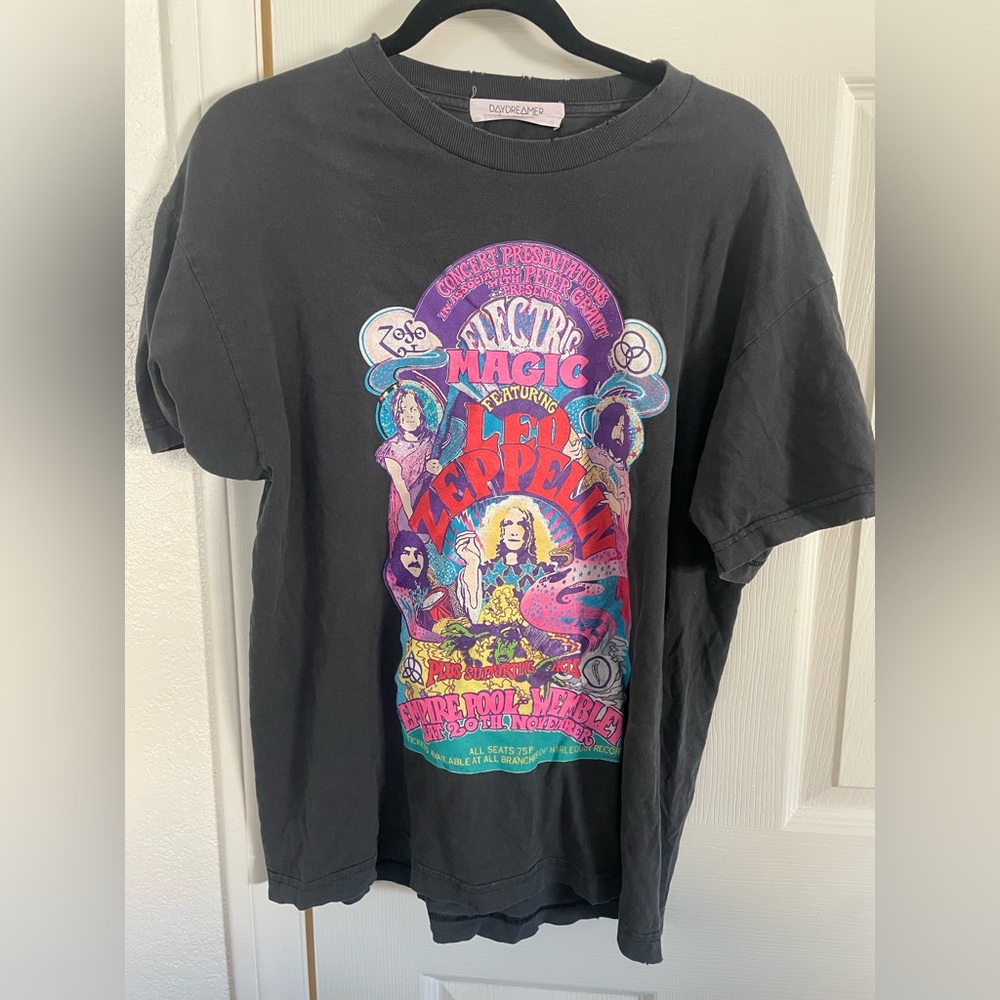 Led Zeppelin shirt